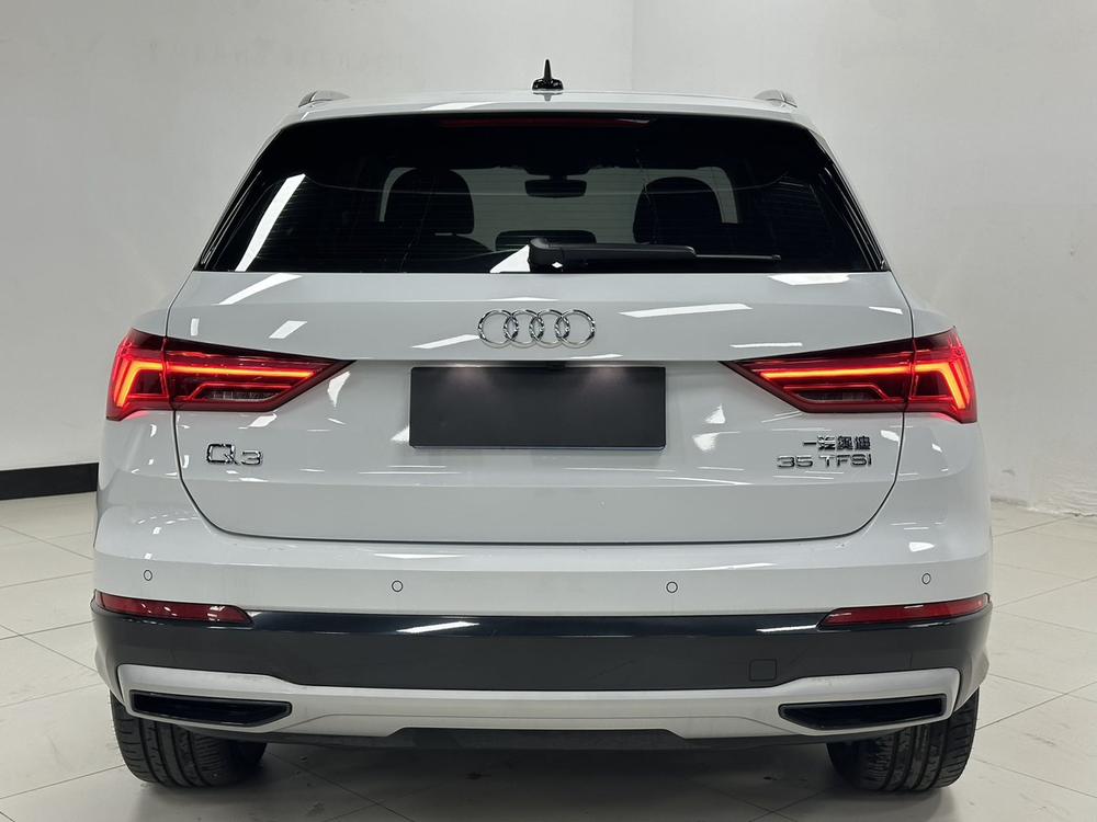 Audi Audi Q3