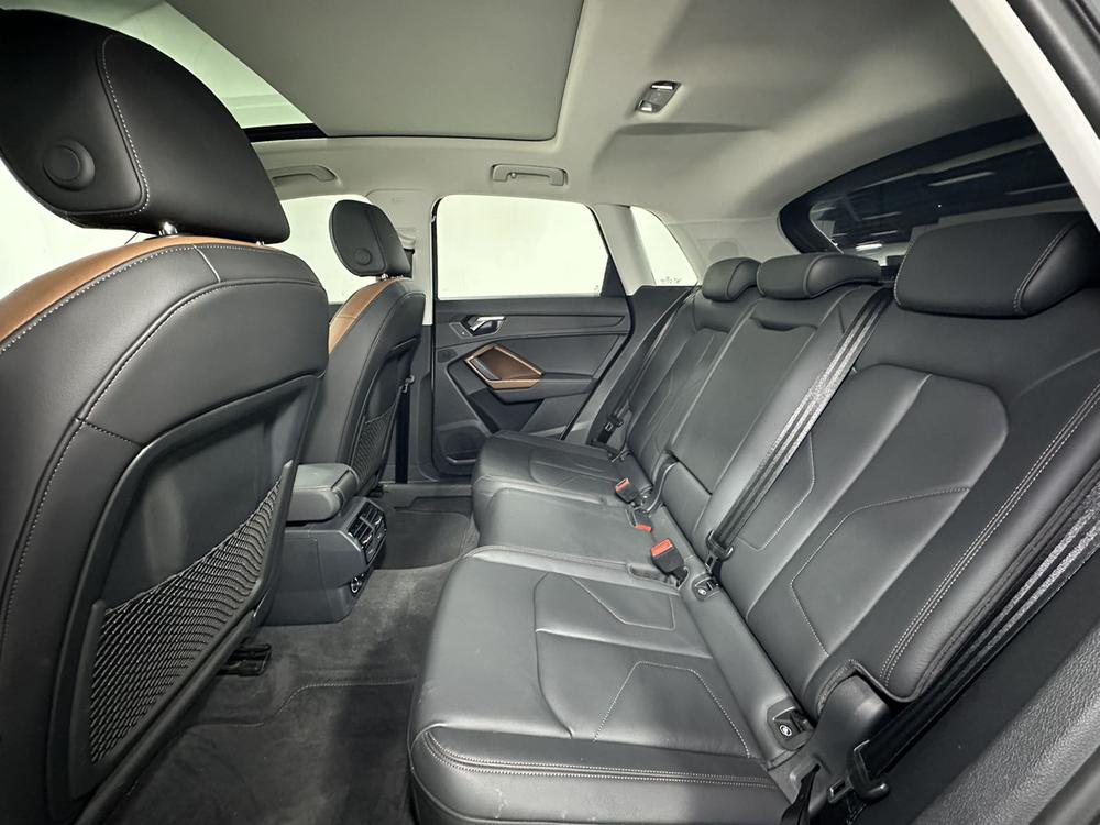 Audi Audi Q3