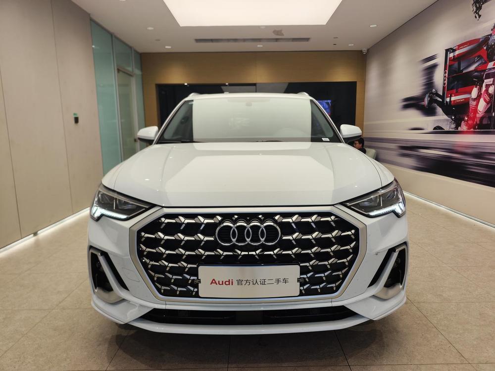 Audi Audi Q3
