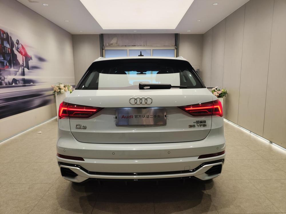 Audi Audi Q3
