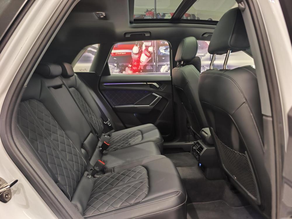 Audi Audi Q3