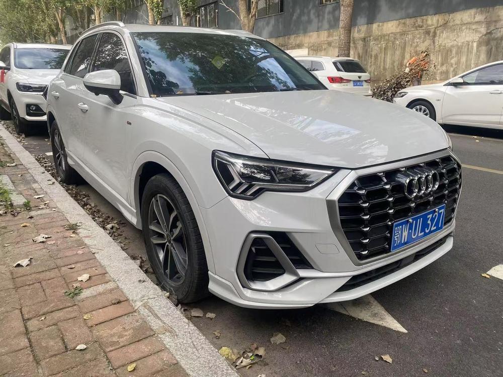 Audi Audi Q3