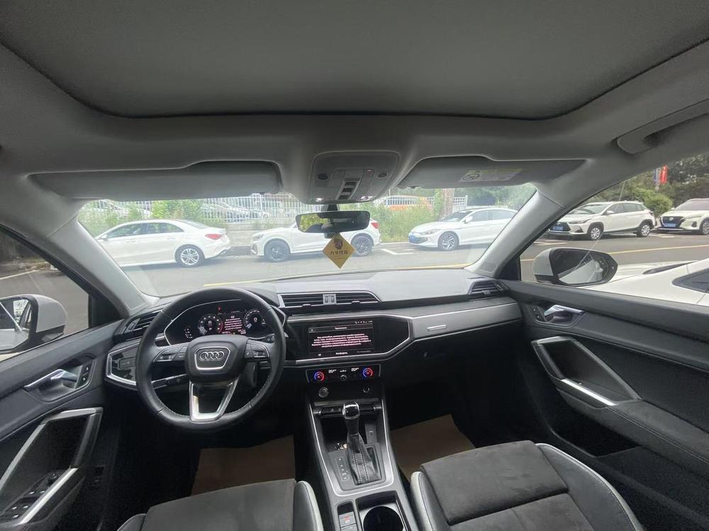 Audi Audi Q3