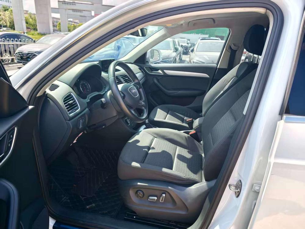 Audi Audi Q3