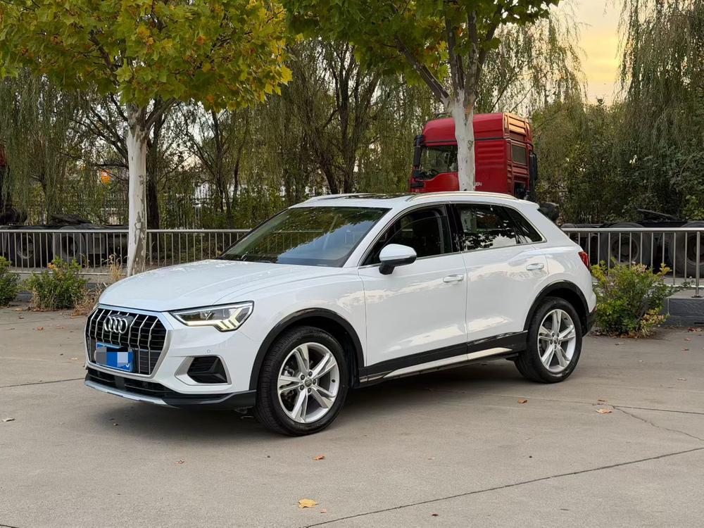 Audi Audi Q3