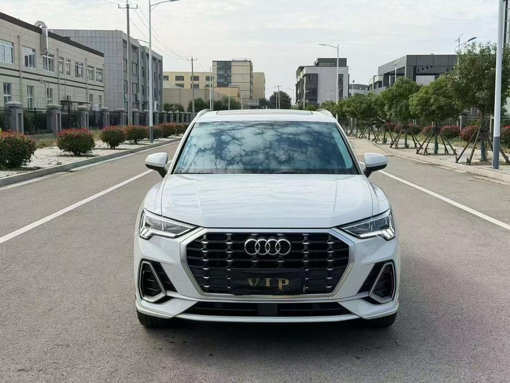 Audi Audi Q3