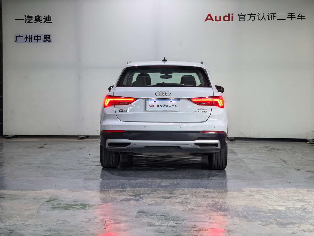 Audi Audi Q3