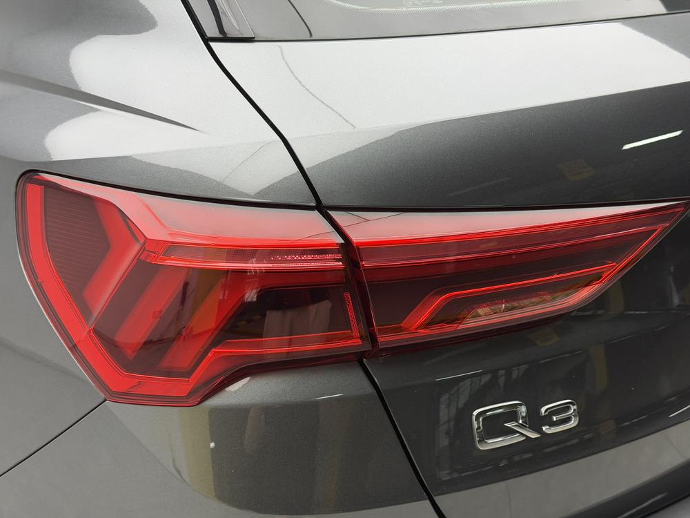 Audi Audi Q3