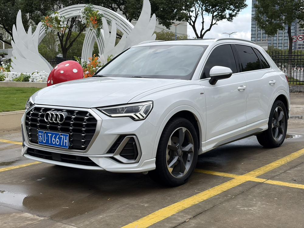 Audi Audi Q3