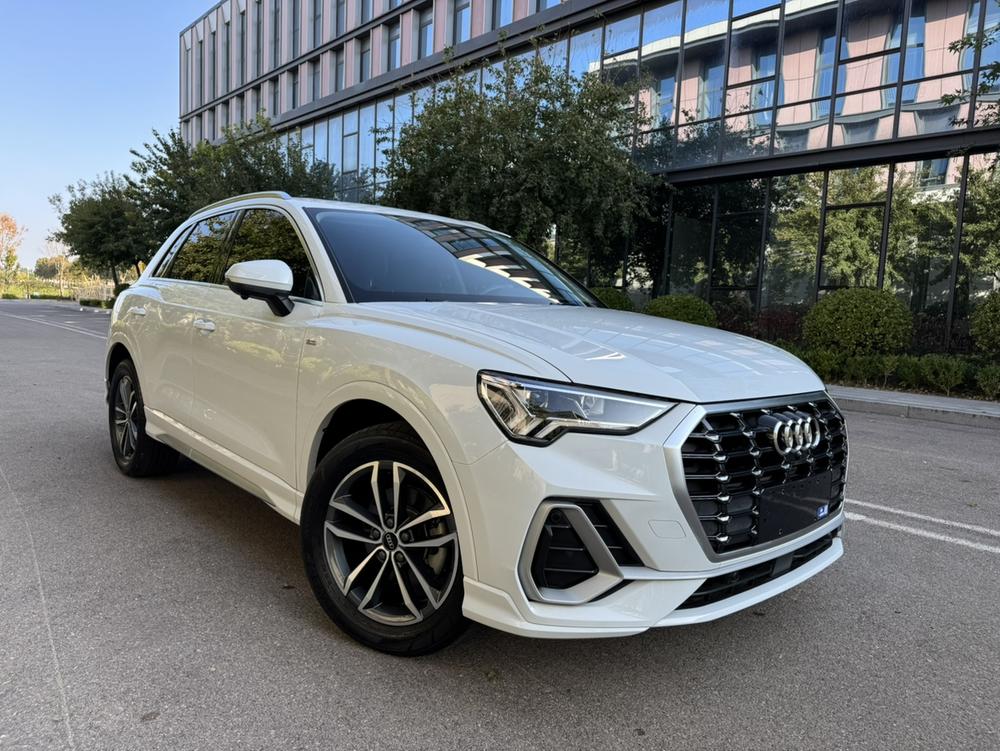Audi Audi Q3