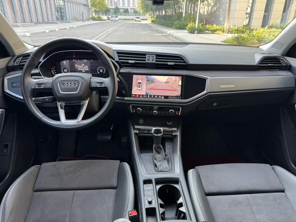 Audi Audi Q3