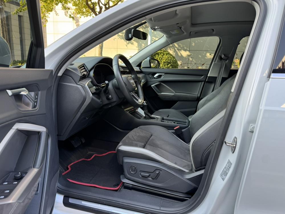 Audi Audi Q3