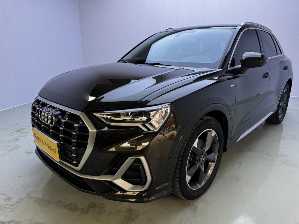 Audi Audi Q3