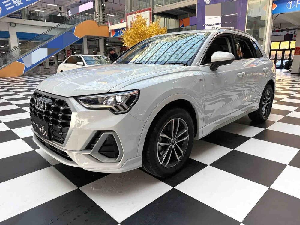 Audi Audi Q3
