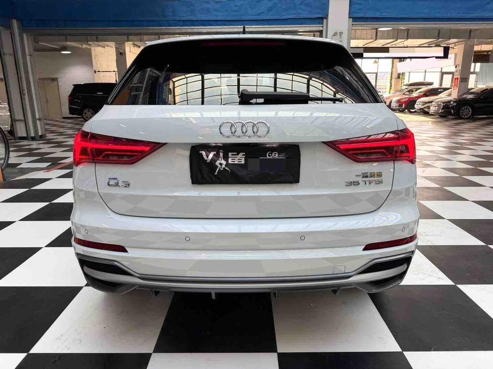 Audi Audi Q3