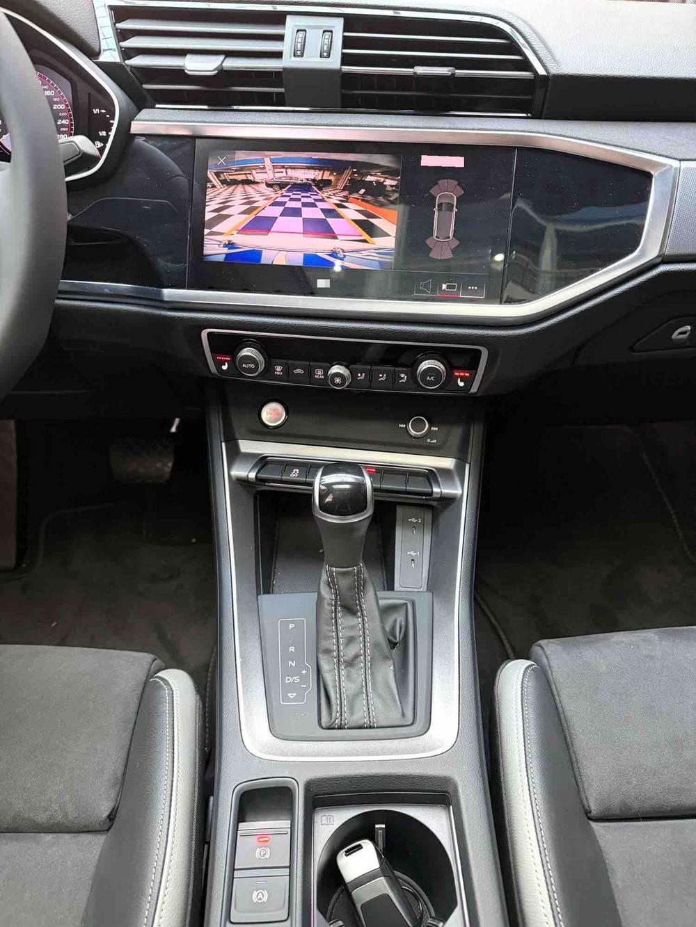 Audi Audi Q3