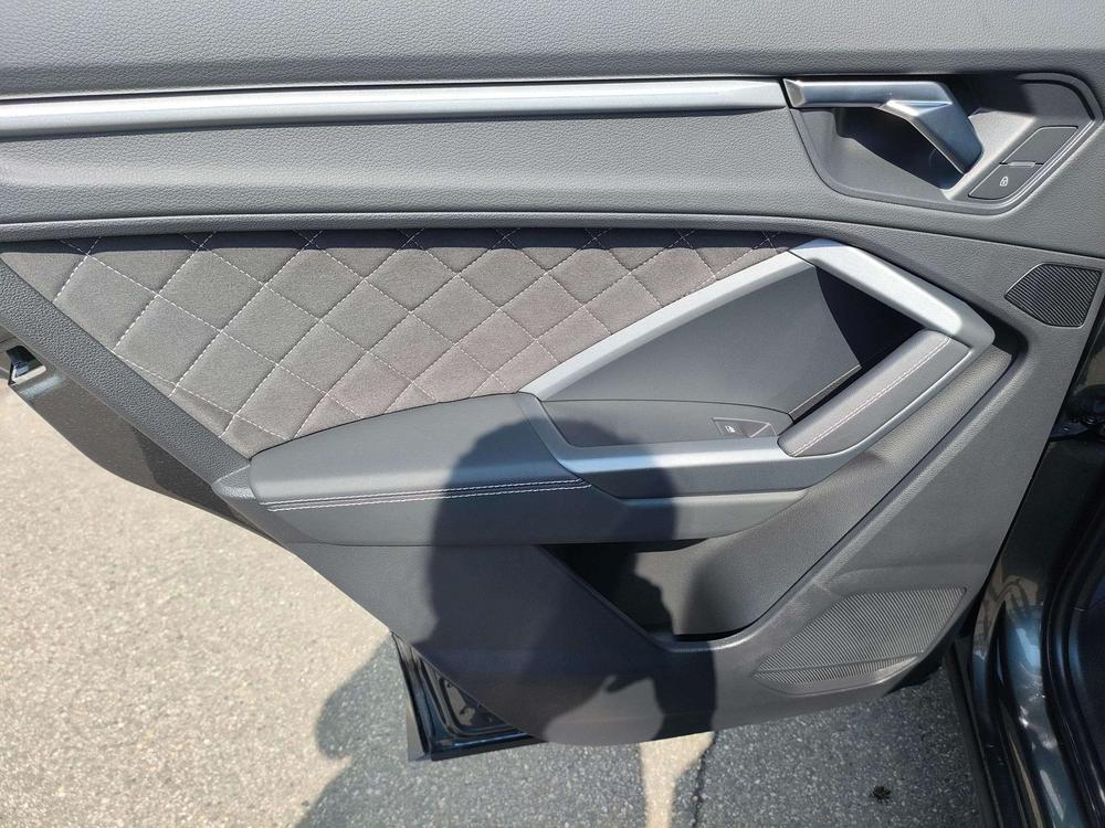 Audi Audi Q3