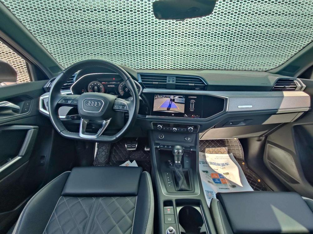 Audi Audi Q3