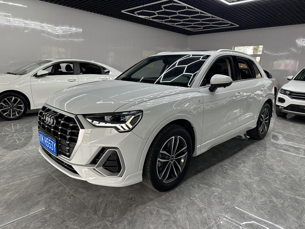 Audi Audi Q3