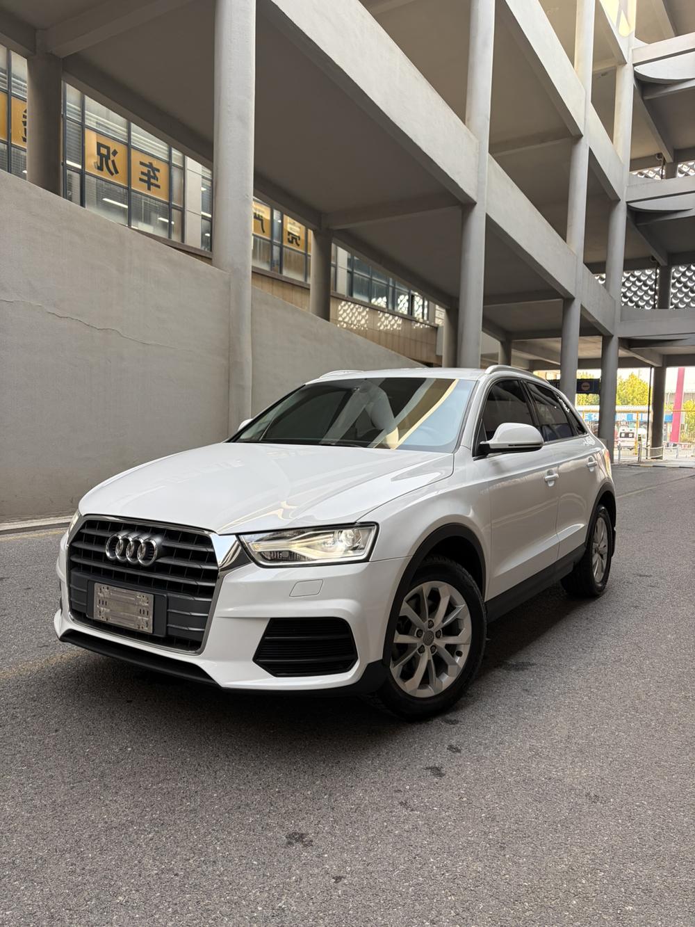 Audi Audi Q3