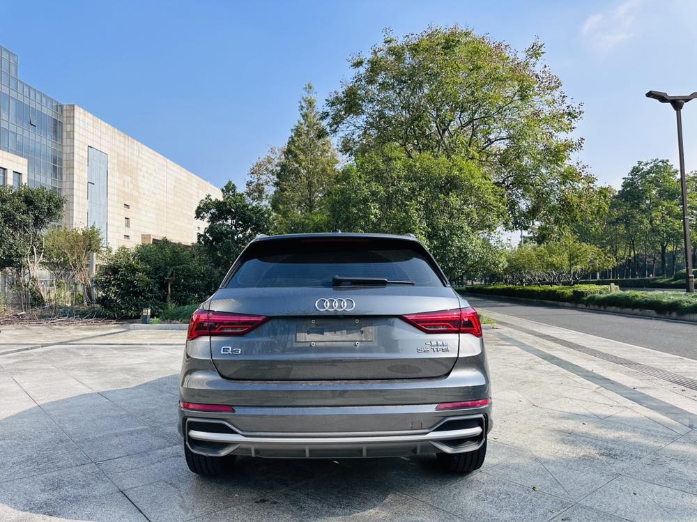 Audi Audi Q3