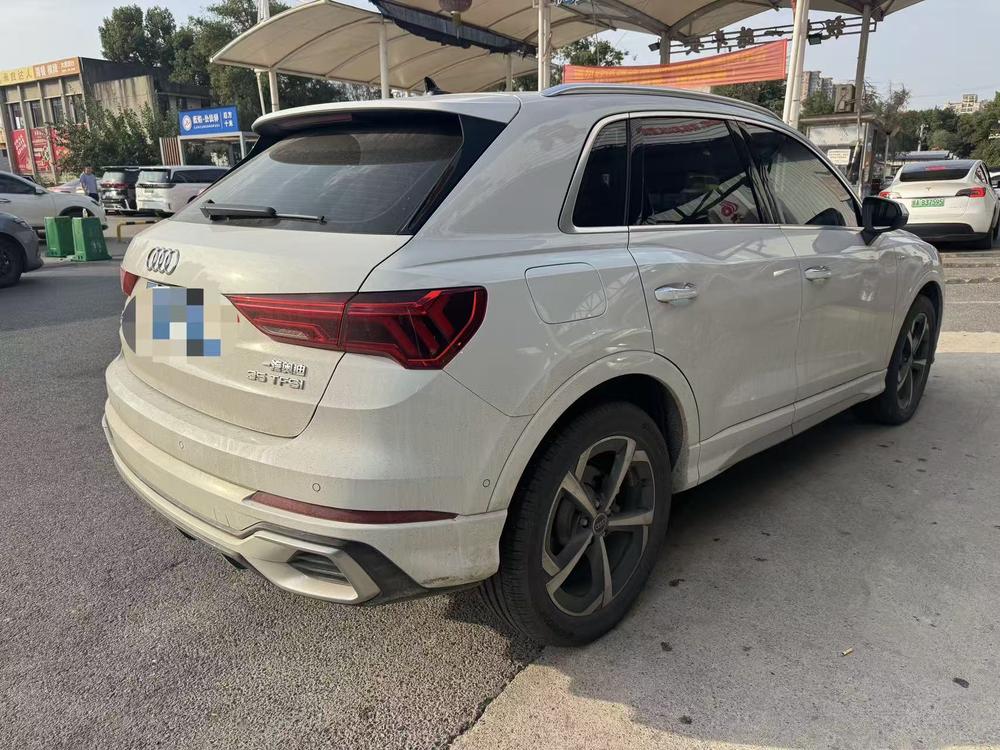 Audi Audi Q3
