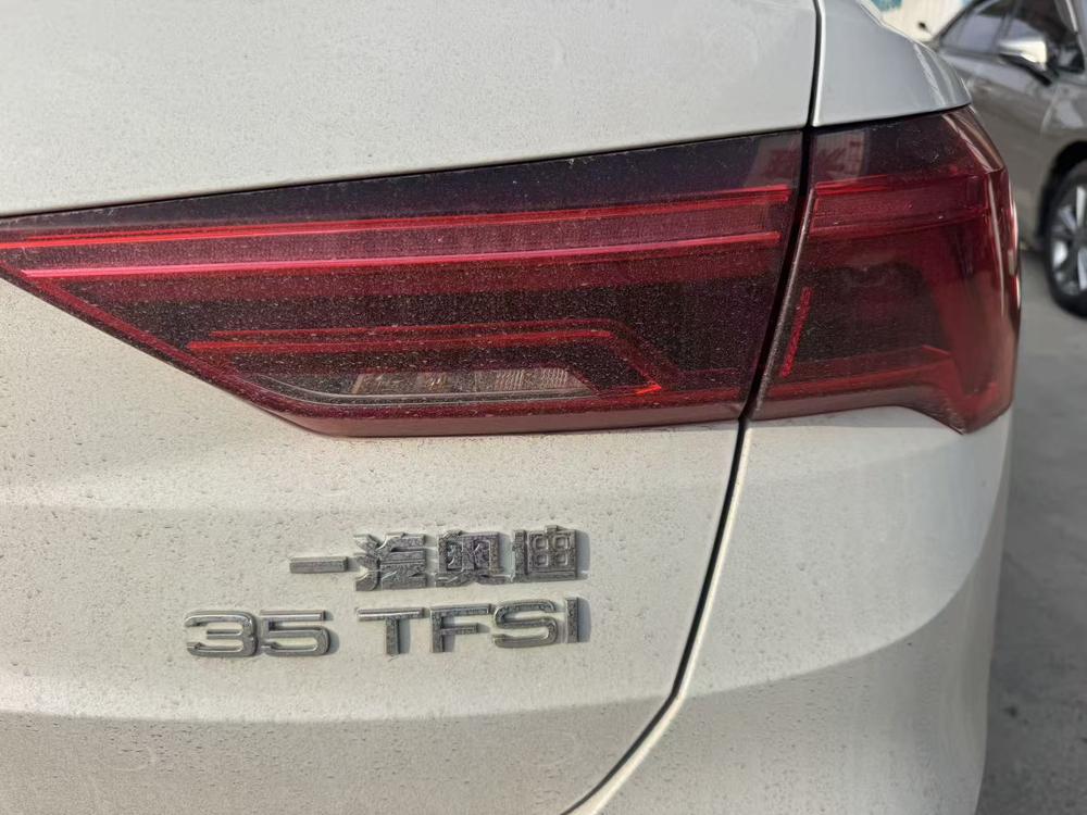 Audi Audi Q3
