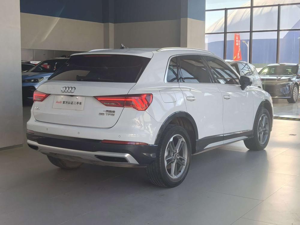 Audi Audi Q3