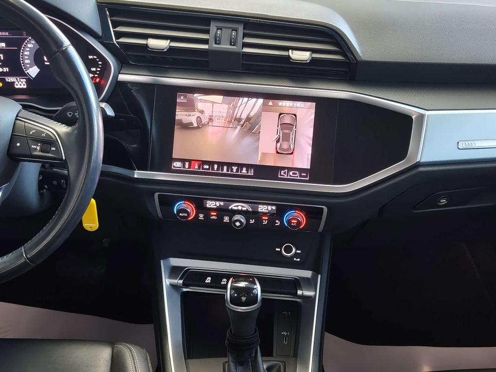Audi Audi Q3
