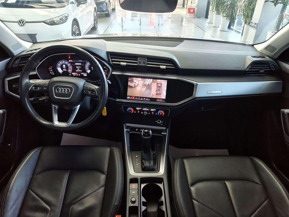 Audi Audi Q3
