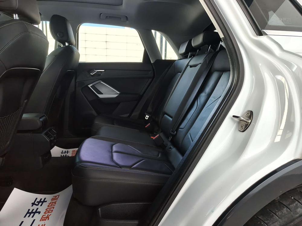 Audi Audi Q3