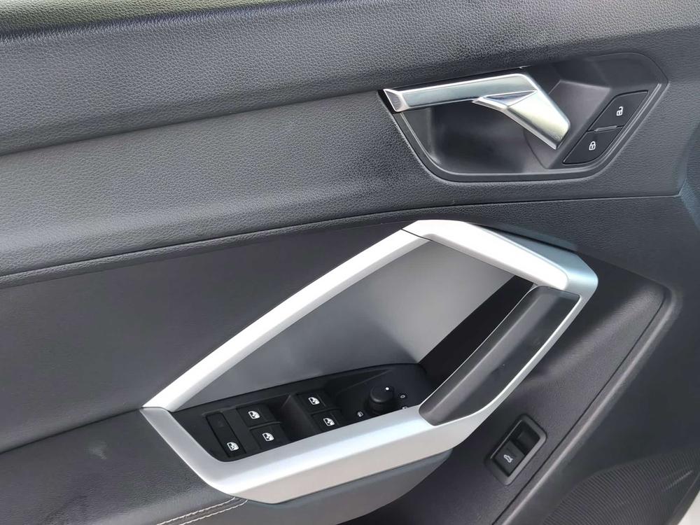 Audi Audi Q3