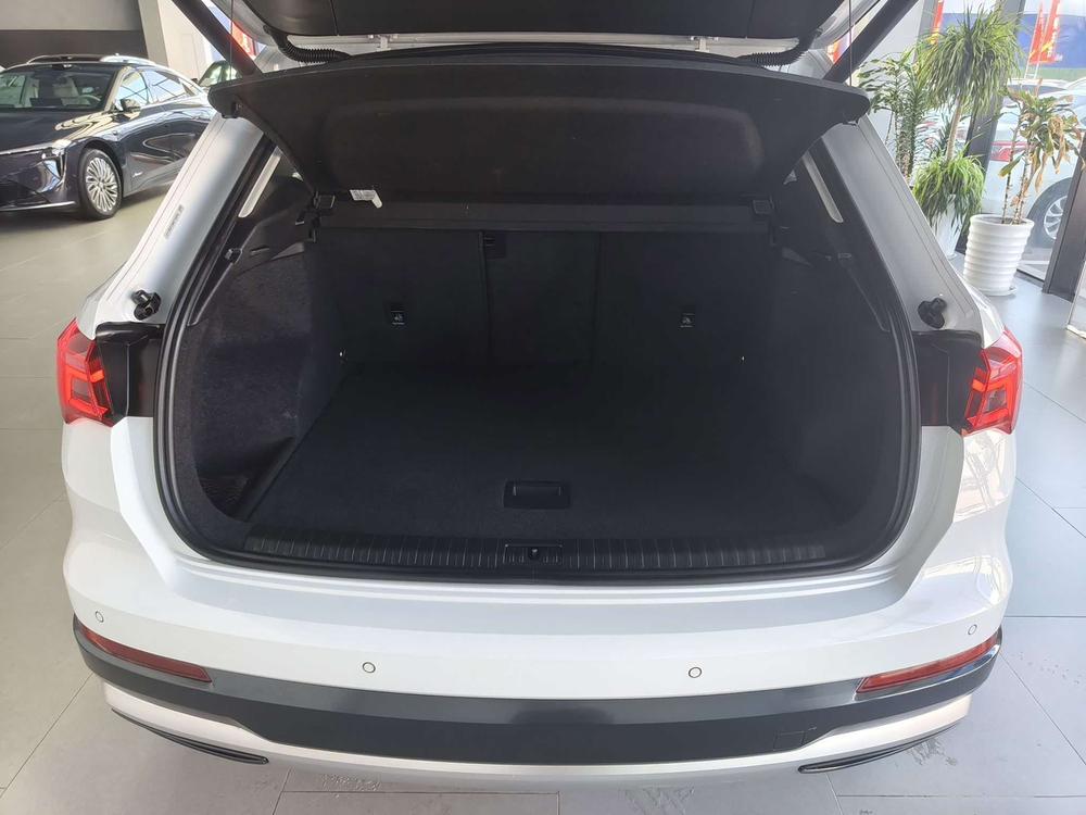 Audi Audi Q3