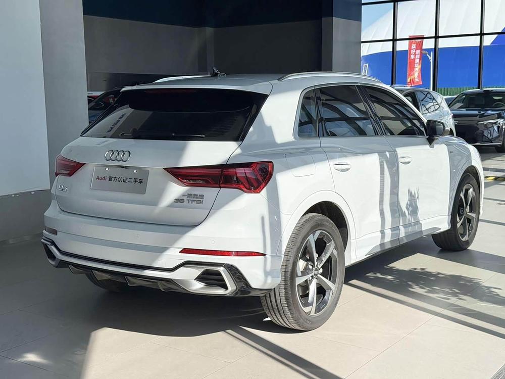 Audi Audi Q3