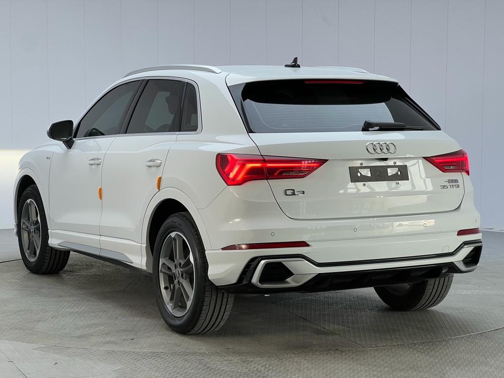 Audi Audi Q3