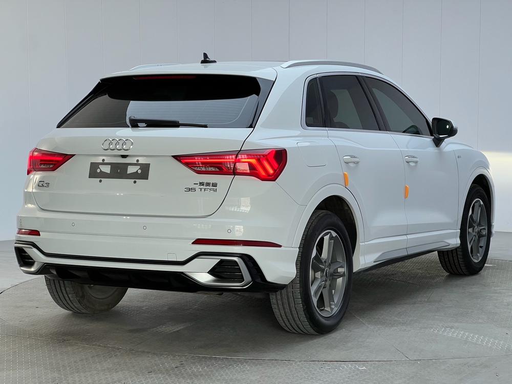 Audi Audi Q3