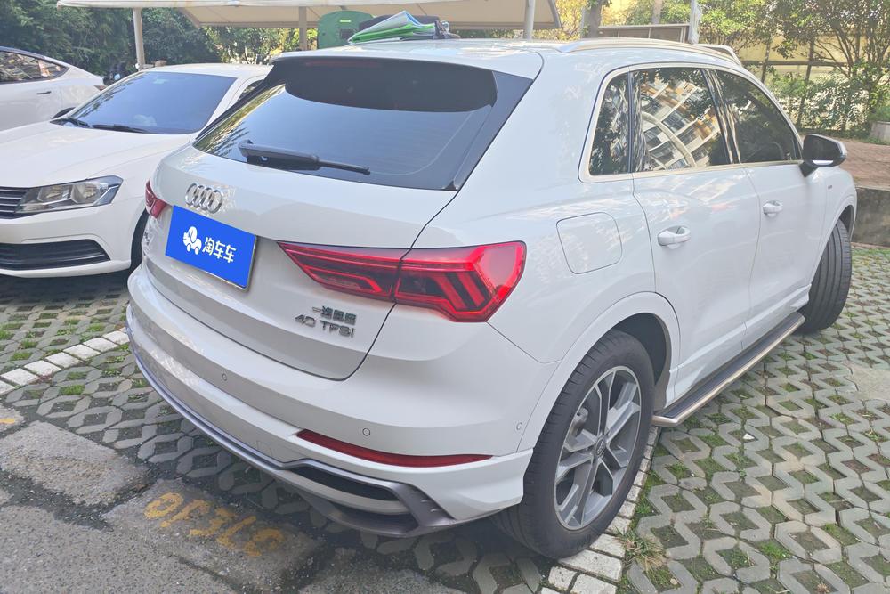 Audi Audi Q3