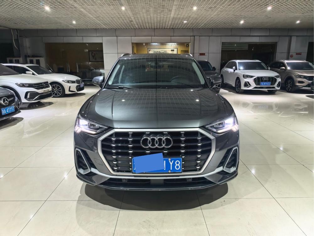 Audi Audi Q3