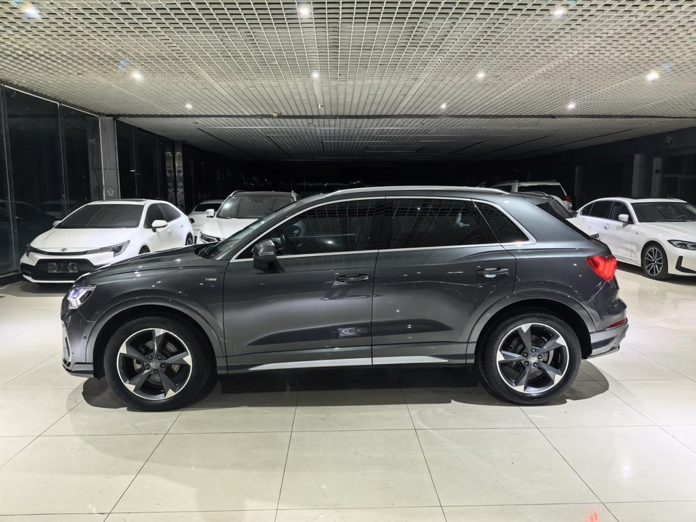 Audi Audi Q3