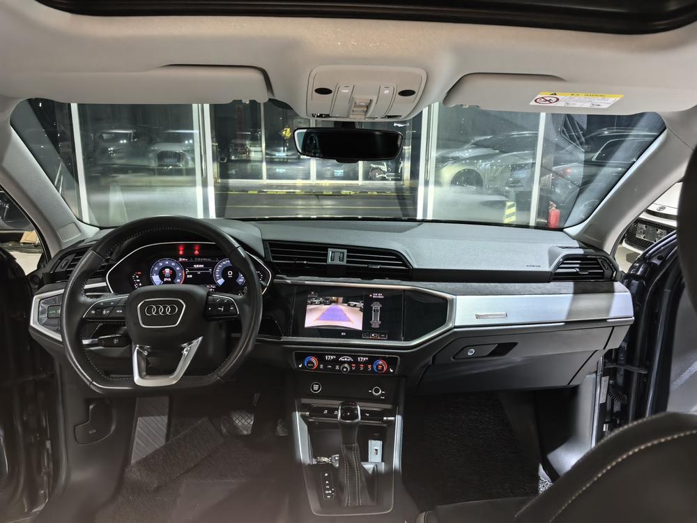 Audi Audi Q3