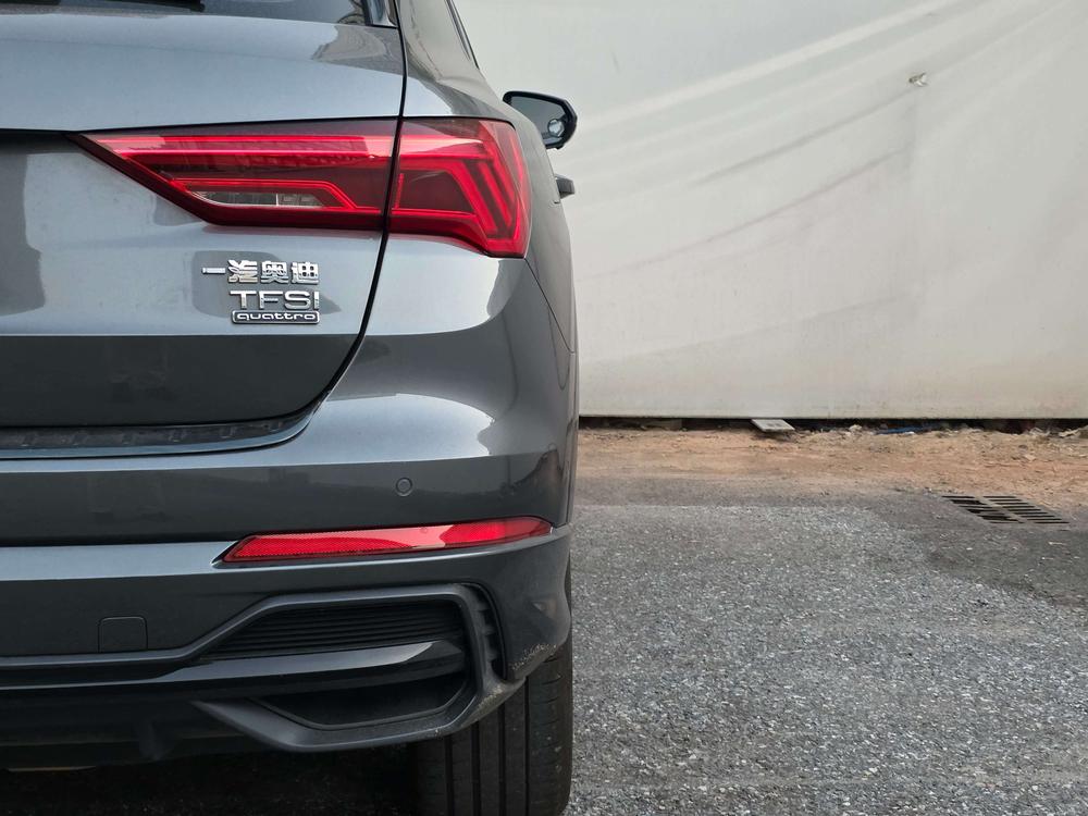 Audi Audi Q3