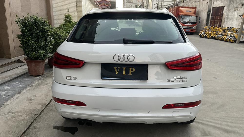 Audi Audi Q3