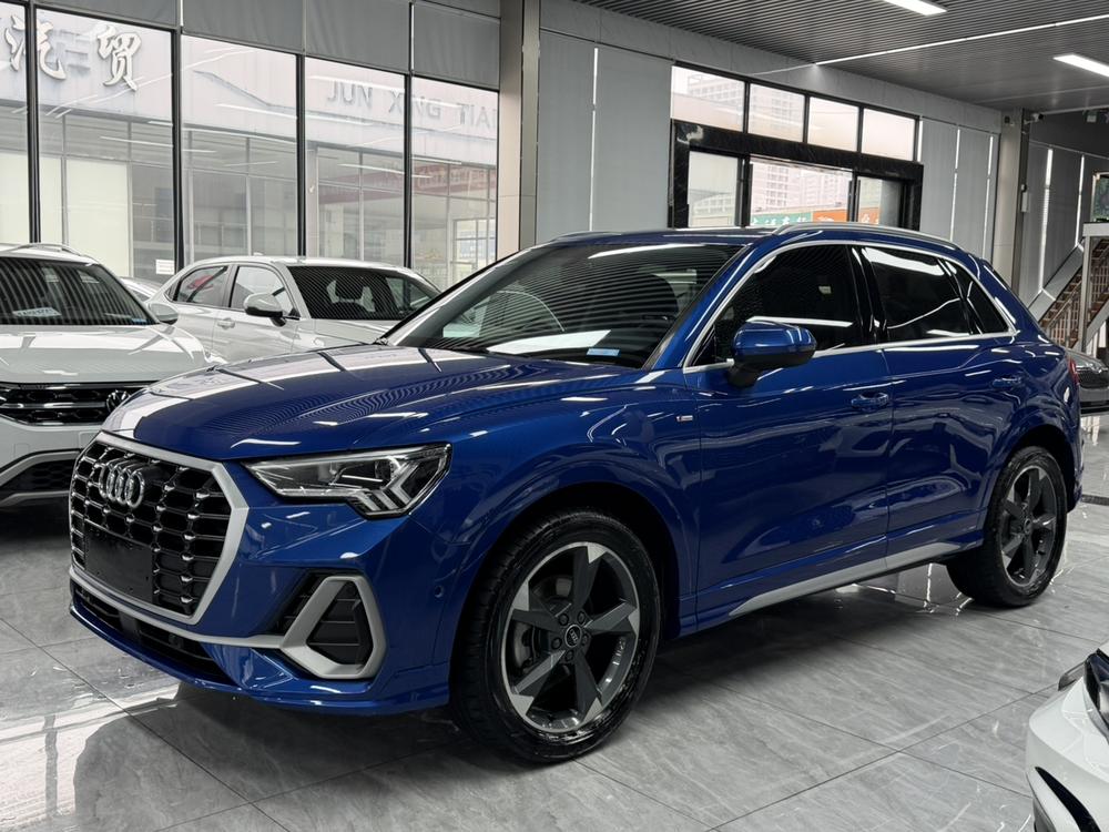 Audi Audi Q3