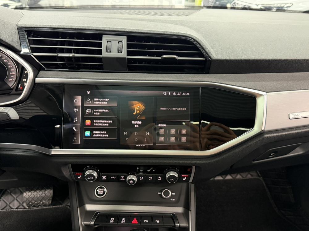 Audi Audi Q3