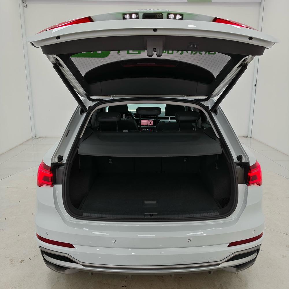 Audi Audi Q3