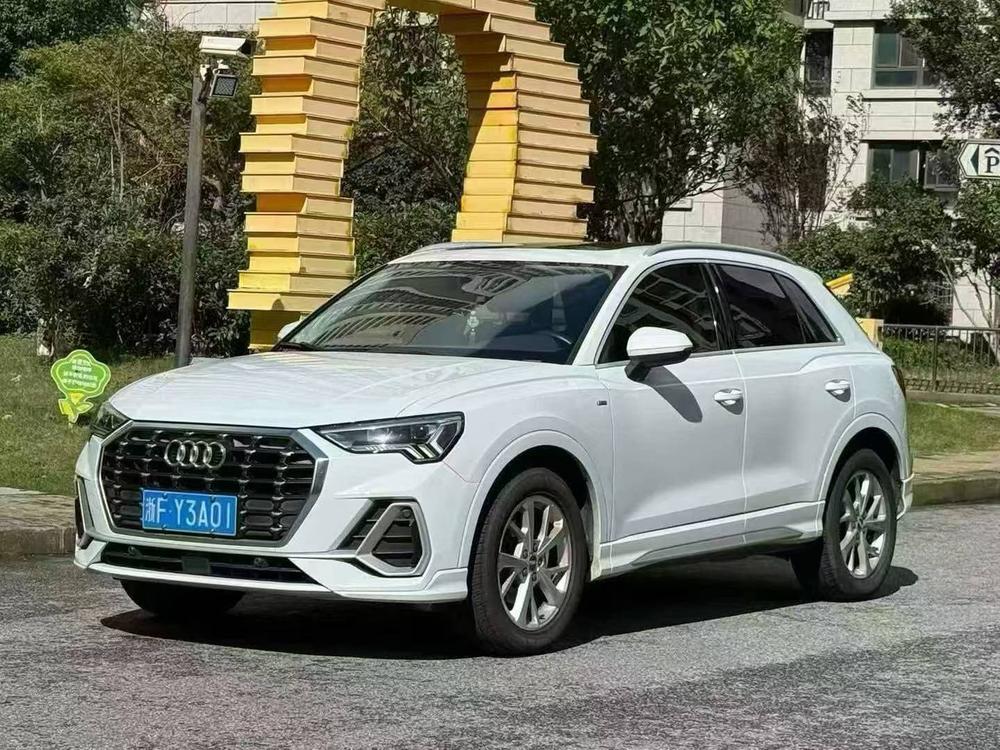 Audi Audi Q3