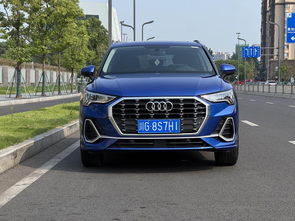 Audi Audi Q3