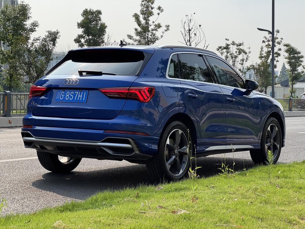 Audi Audi Q3