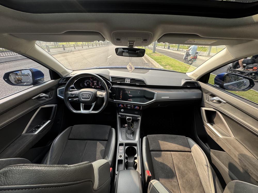 Audi Audi Q3