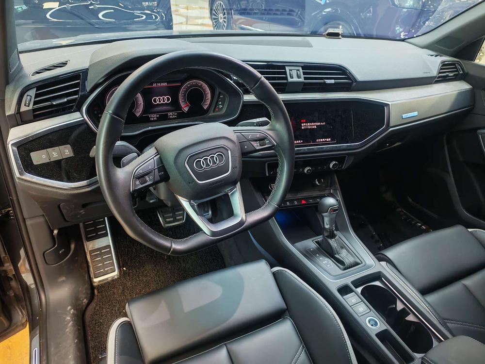 Audi Audi Q3